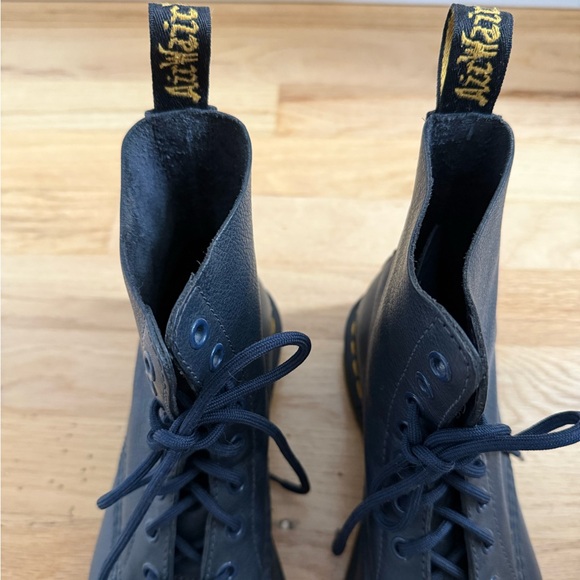 Dr. Martens 1460 Pascal Virginia US 8 Lace up Blue Leather Boots EUC - Picture 4 of 12